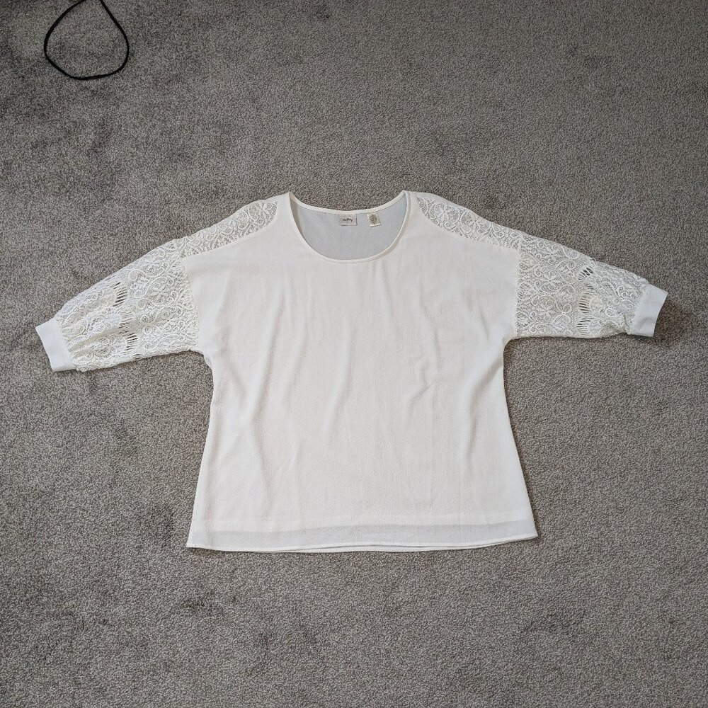DAYTRIP White Poly Knit w Lace Sleeves Pullover Top Blouse; Size XL